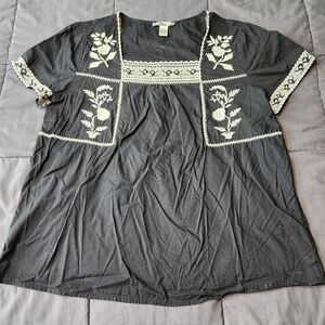 Bass Embroidered Top
